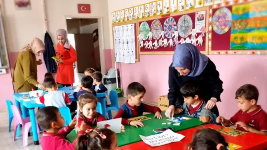 Eğlence çocukların ayağına götürüldü