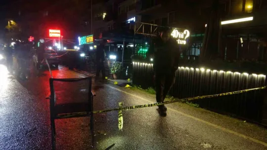 Eğlence mekanında çıkan tartışmada kan aktı: 1 yaralı