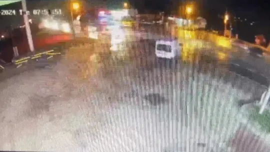 El frenini çekmeyi unutunca olanlar oldu
