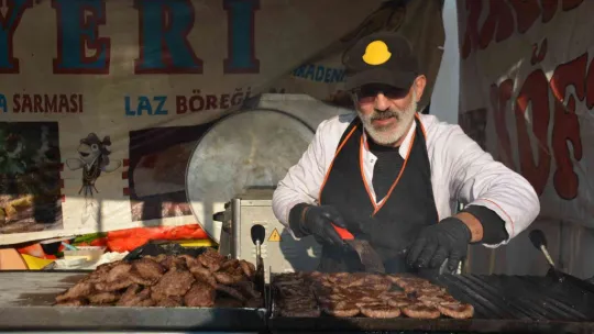 Emekli kuyruğu değil, hamsi kuyruğu