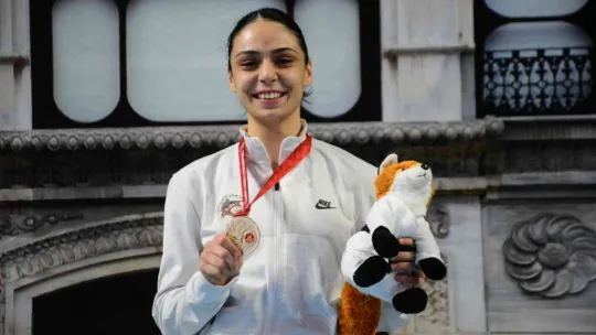 En büyük hayaline kavuşunca gözyaşı döktü