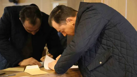 Encümen'de balık satış yerleri için ihale düzenlendi