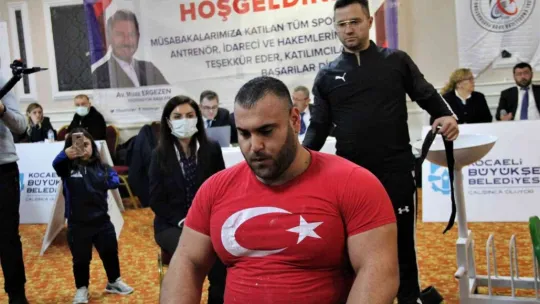 Engelleri aşıp madalyalarını aldılar