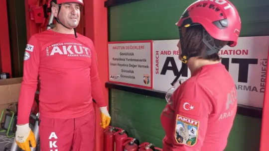 Enkazdan doğan 'Aşk'