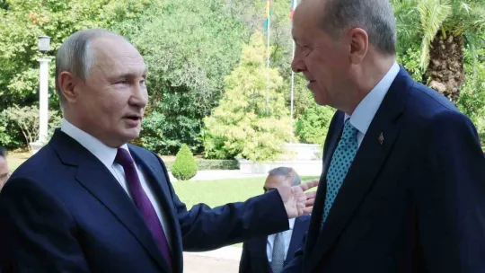 Erdoğan Putin ile bir araya geldi