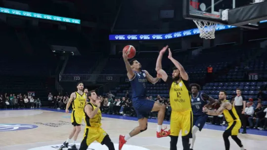 Basketbol Erkeklerde kupa Kocaeli'de