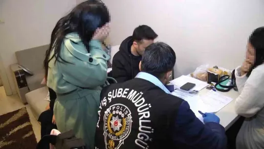Eş zamanlı fuhuş operasyonu: 12 kadın kurtarıldı, 9 şüpheli yakalandı
