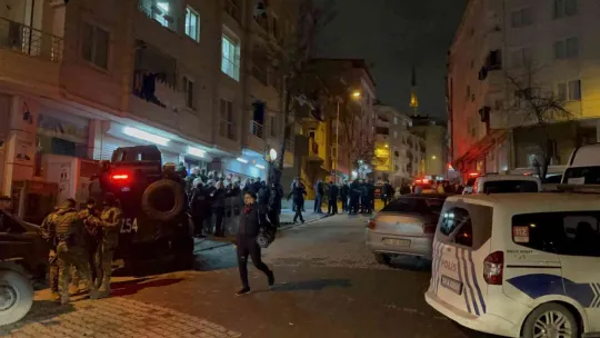 İstanbul'da marketteki kavgada ortalık savaş alanına döndü