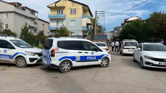 Kocaeli'de korkunç olay! 4 çocuk annesi eşini bıçaklayarak öldürdü