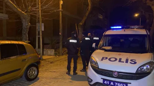 Eşini göğsünden bıçaklayan şahıs tutuklandı!