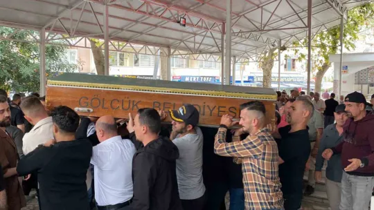 Eşinin dayısının otobüste katlettiği Enes toprağa verildi