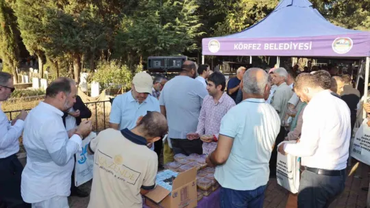 Eski Bakan Yardımcısı Ahmet Haluk Dursun kabri başında anıldı
