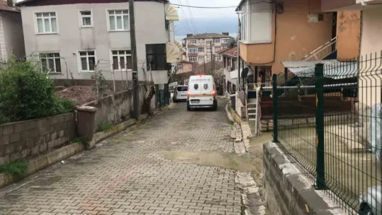 Kocaeli'ye gelip babasının cansız bedeniyle karşılaştı