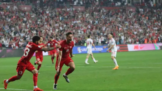 Türkiye'den kolay galibiyet: 2-0