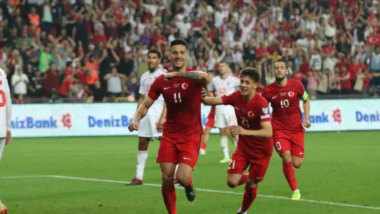Türkiye'den kolay galibiyet: 2-0