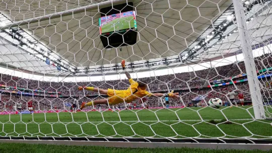 EURO 2024: Danimarka: 1 - İngiltere: 1