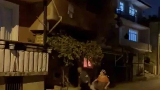 Kiracı oturduğu evi yaktı