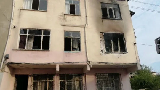 Evde çıkan yangın sonu oldu!