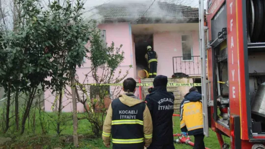 Evde çıkan yangın sonu oldu
