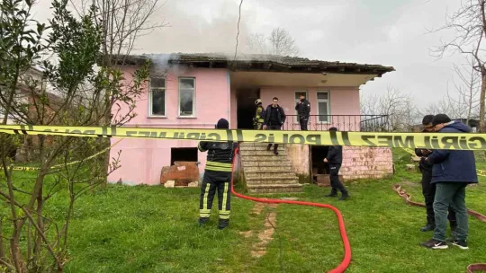 Evde çıkan yangın sonu oldu