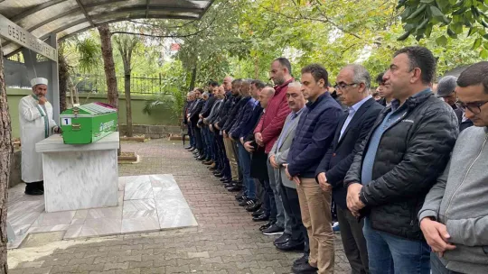 Yangında ölen genç kız toprağa verildi