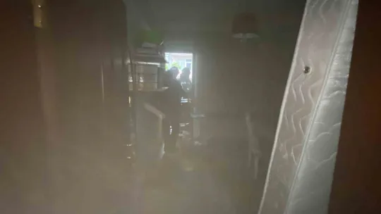 Kocaeli'de eve yıldırım düştü