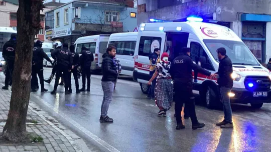 Vuruldu, 6 aylık hamile eşi sopayla darp edildi