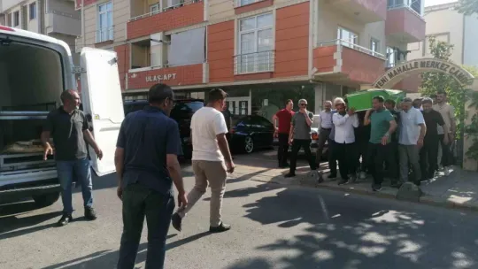 Evlat katili baba tutuklandı, öldürdüğü oğlu toprağa verildi