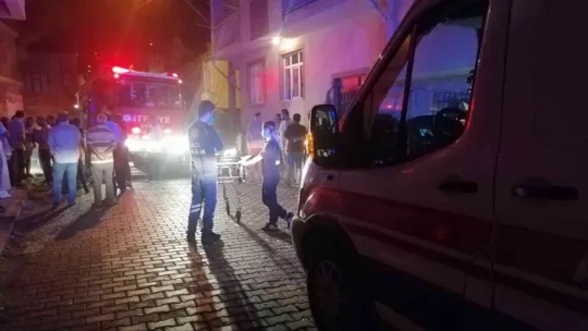 Evlenmek isteyen babasına kızdı, garajı ateşe verdi