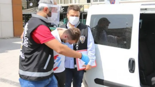 Evlere dadanan şahıs yakayı ele verdi!