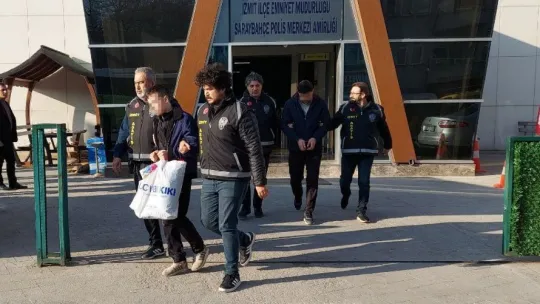 Evli genç kız, eski erkek arkadaşını bıçakladı