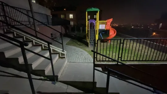Evli genç kız, eski erkek arkadaşını bıçakladı