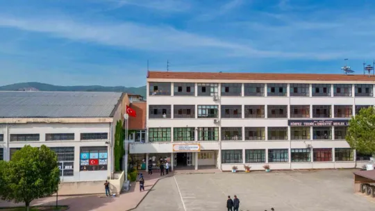 Fabrika gibi lise