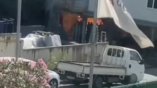 Fabrikadan LPG tüpünün patlamasıyla çıkan yangın korkuttu!