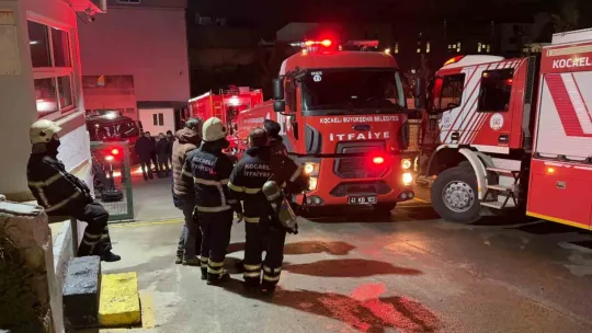 Fabrikanın boyahanesinde çıkan yangın söndürüldü