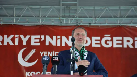 Fatih Erbakan Kocaeli'de CHP'ye yüklendi