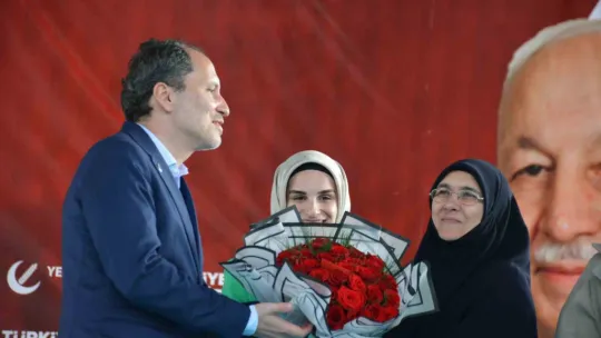 Fatih Erbakan Kocaeli'de CHP'ye yüklendi