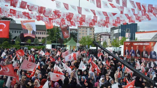Fatih Erbakan Kocaeli'de CHP'ye yüklendi