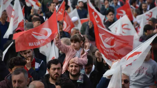 Fatih Erbakan Kocaeli'de CHP'ye yüklendi