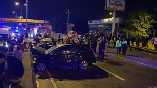 Feci kaza hamile kadını ve bir çocuğu hayattan kopardı: 10 yaralı