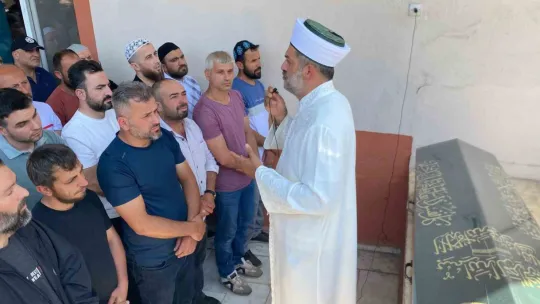 Feci kazada acı detay: Kaskını oğluna takmış