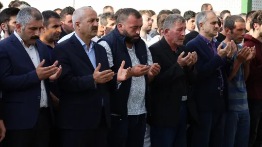 Feci kazada can veren kardeşlere acı veda