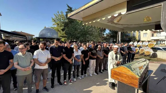 Feci kazada hayatını kaybeden Brisa yöneticisi son yolculuğuna uğurlandı