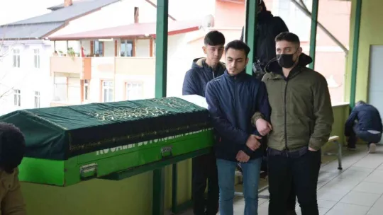 Fenerbahçeli Ahmet Özdemir son yolculuğuna uğurlandı