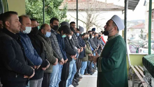 Fenerbahçeli Ahmet Özdemir son yolculuğuna uğurlandı