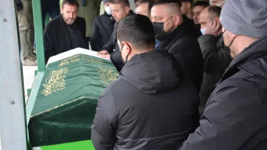 Fenerbahçeli Ahmet Özdemir son yolculuğuna uğurlandı