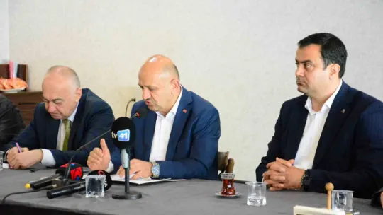 Fikri Işık: Ben seçilmiş siyasetten çekildim