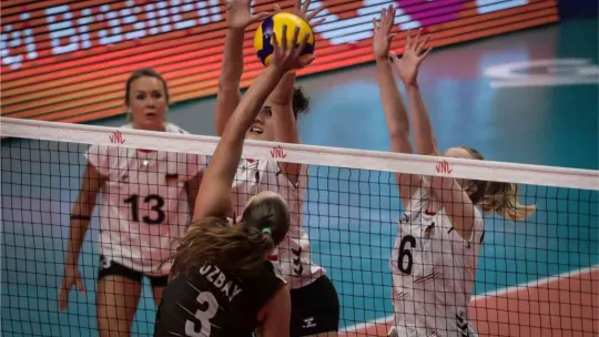 Türkiye:, Almanya:'yı 3-0 mağlup etti