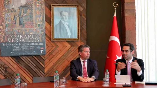 Fransa'da 397 bin Türk seçmen oy kullanacak