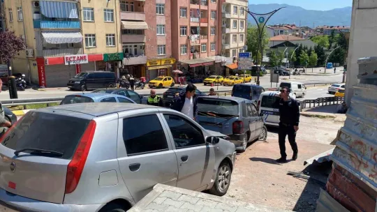 Kocaeli'de faciadan dönüldü: 5 yaralı